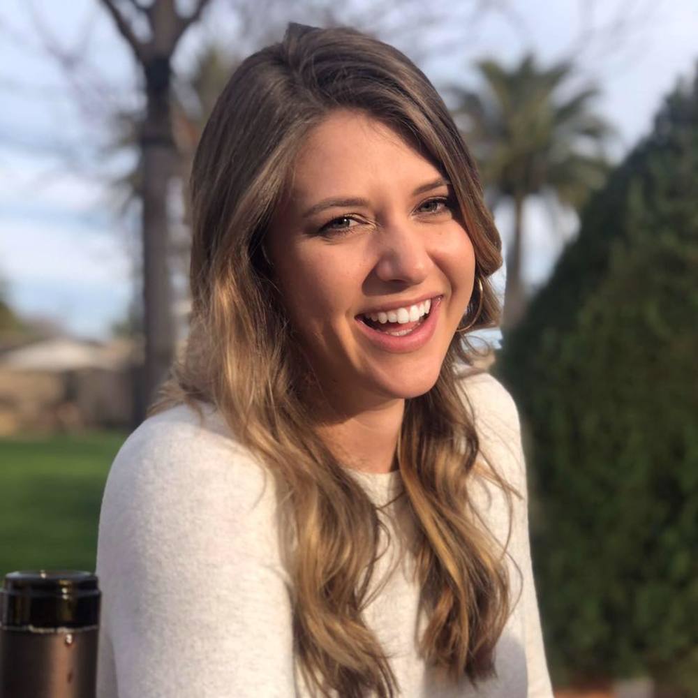 Meet your Posher, Elaina